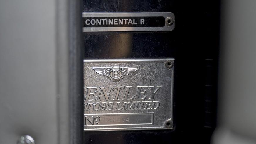 Bentley Continental R Элтона Джона выставили на продажу