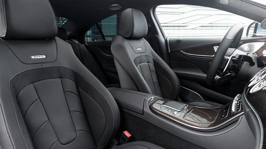 Mercedes-Benz CLS обновили второй раз за год