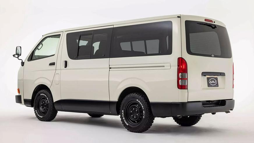 Toyota HiAce стилизовали под VW T3