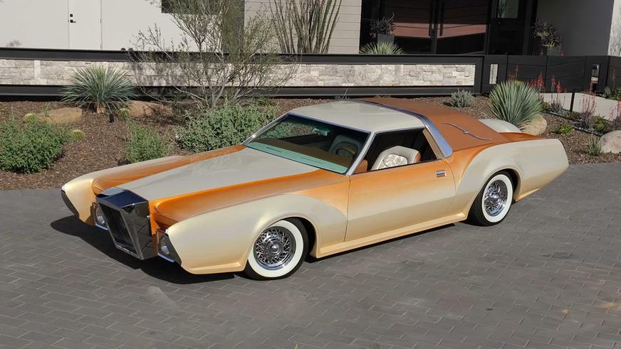 С молотка уйдёт старый Continental в образе Bugazzi Mark IV