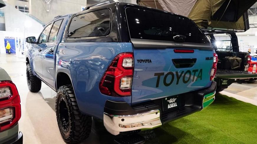 Toyota Hilux стилизовали под винтажные Land Cruiser
