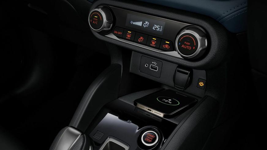 Nissan обновила седан Almera