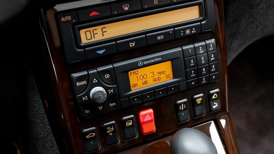 Практически новый Mercedes-Benz SL600 (R129) обнаружен в США