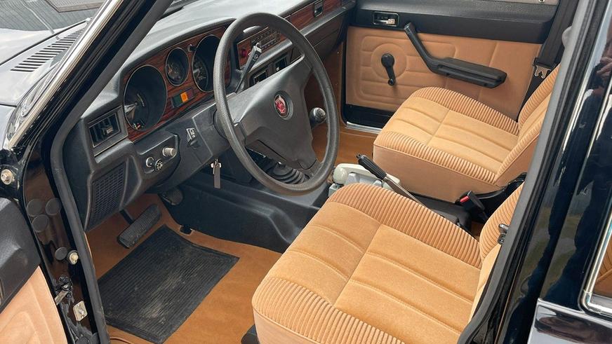 Догонялка с V8 от «Чайки» нашлась в продаже в Эстонии