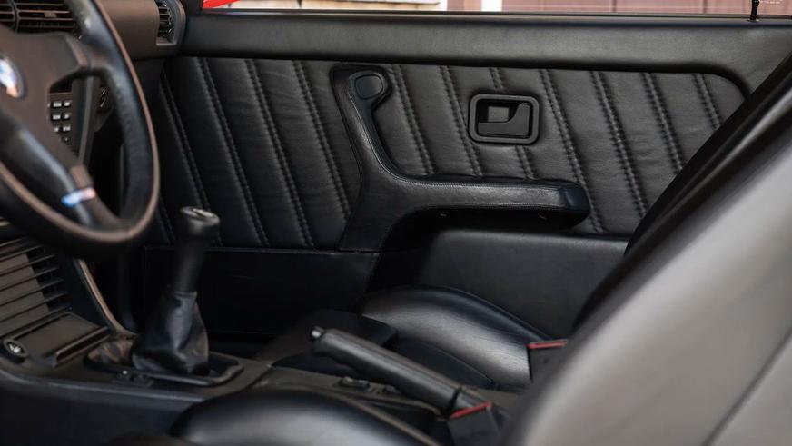 Очень редкую BMW M3 хотят продать за 200 тысяч долларов