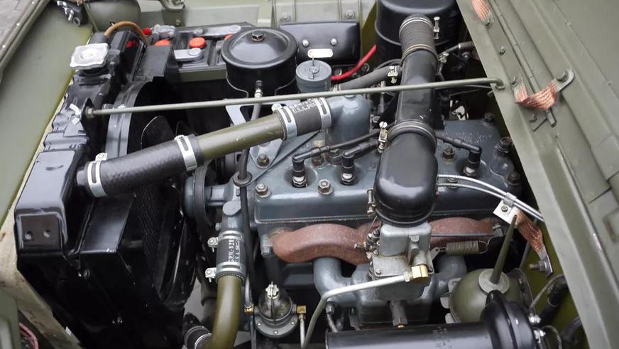 Очень дорогие автомобили с механикой на Kolesa.kz