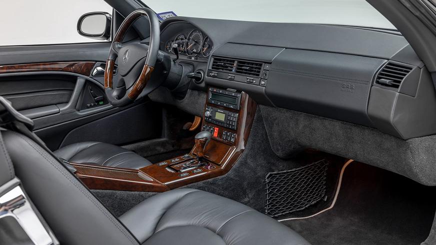 Практически новый Mercedes-Benz SL600 (R129) обнаружен в США