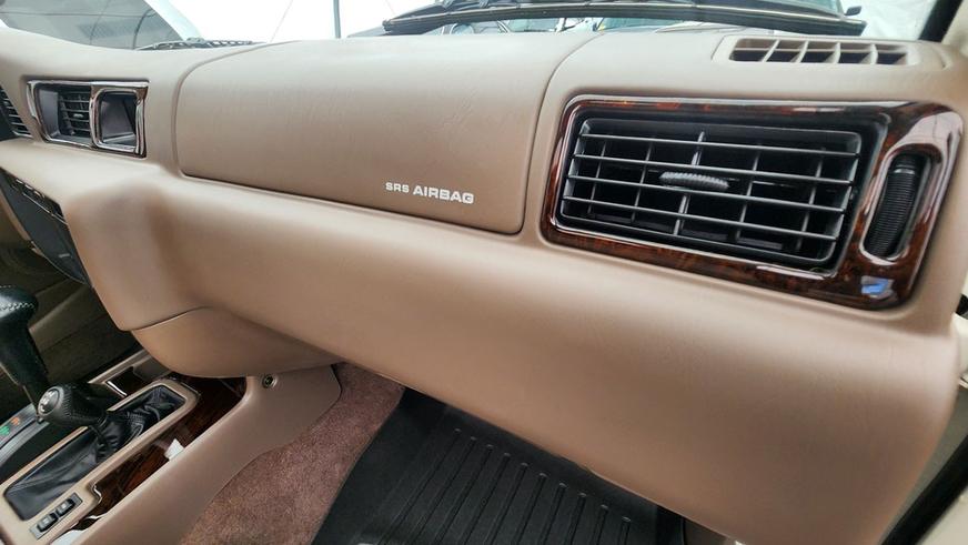 Практически новый Land Cruiser 80 выставлен на торги в США