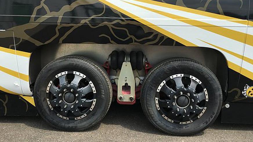 «Самый быстрый в мире» дом на колёсах продают дороже новой BMW M3