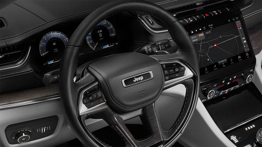 Новый Jeep Grand Cherokee: длинный и большой