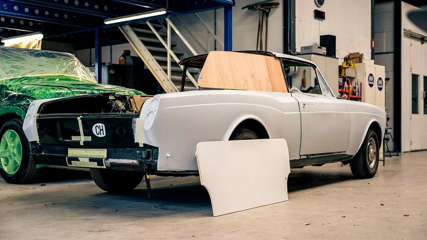 Старый Rolls-Royce Corniche стал необычным универсалом
