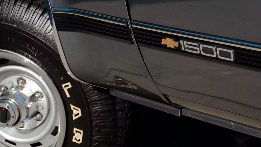Продаётся старый Chevrolet Blazer словно из салона