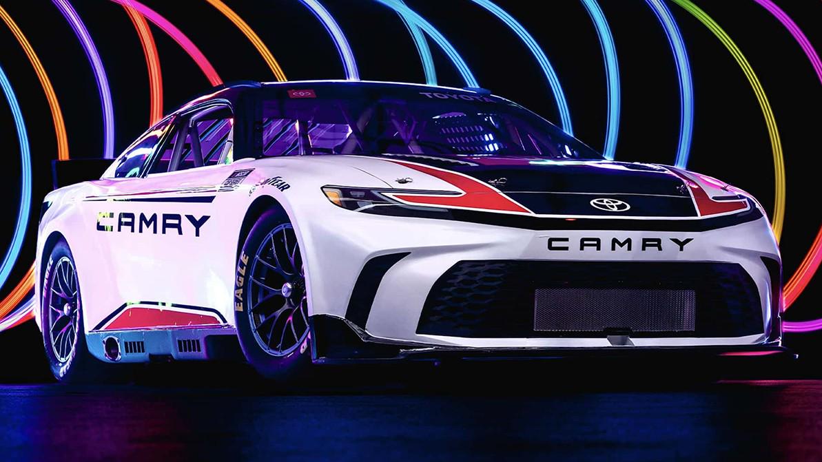 В США показали очень мощную Toyota Camry