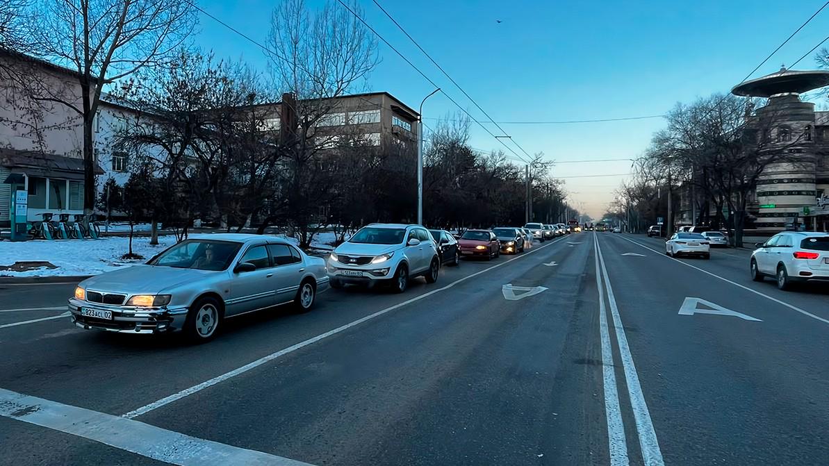 Алматыдағы тар көшелерде автобус жолағы болуы мүмкін
