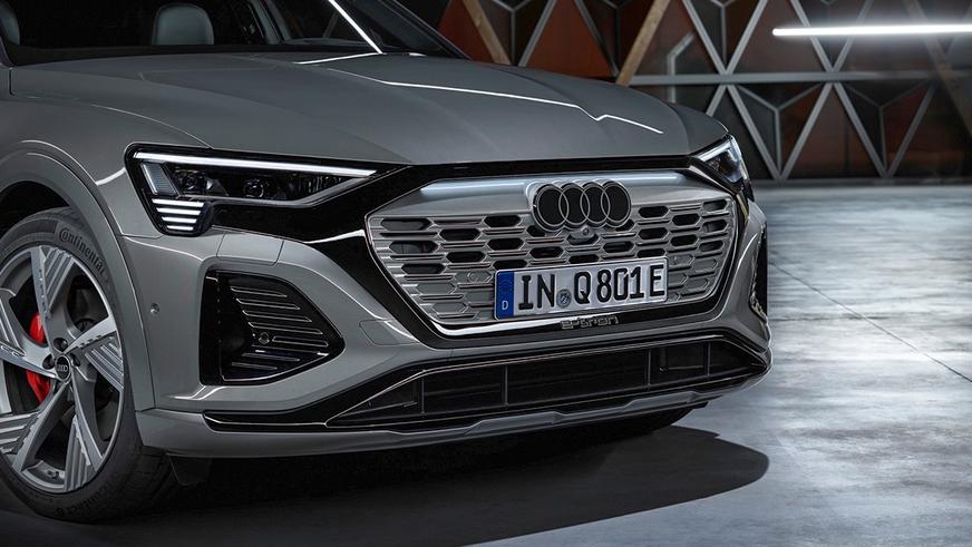 У Audi появился электрический Q8: это обновлённый e-tron