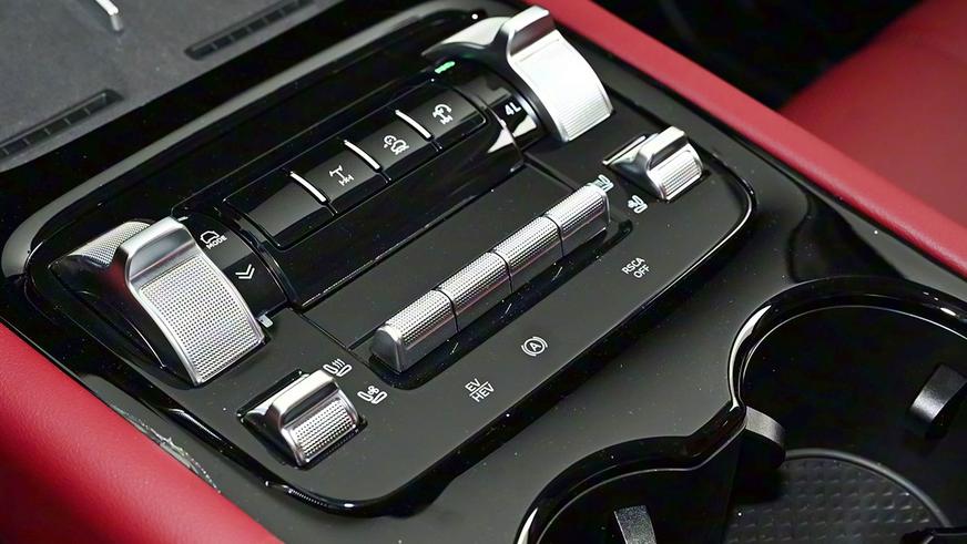 В КНР назвали цену сверхмощного гибридного Tank 400