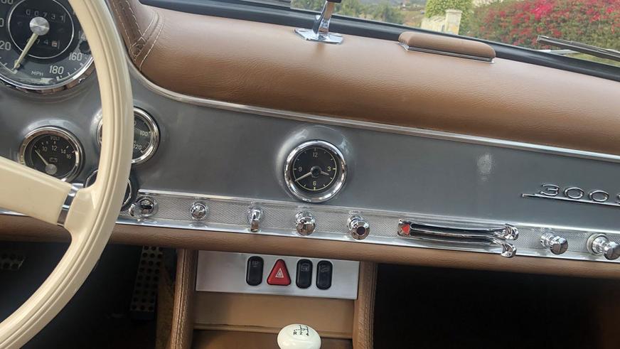 Mercedes-Benz SLK 320 превратили в 300 SL Gullwing
