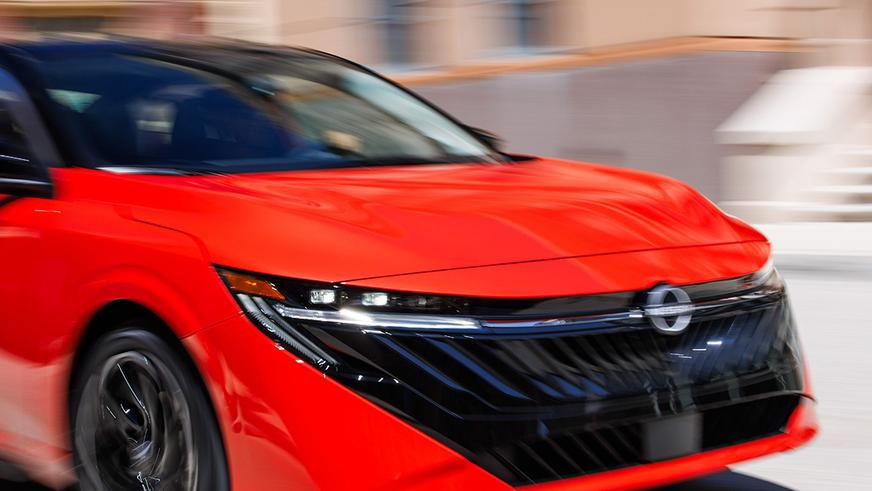 Седан Nissan Sentra сменил поколение