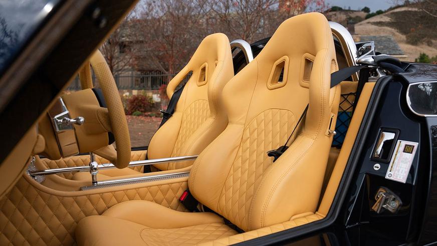Очень редкий спорткар Spyker из Голландии уйдёт с молотка