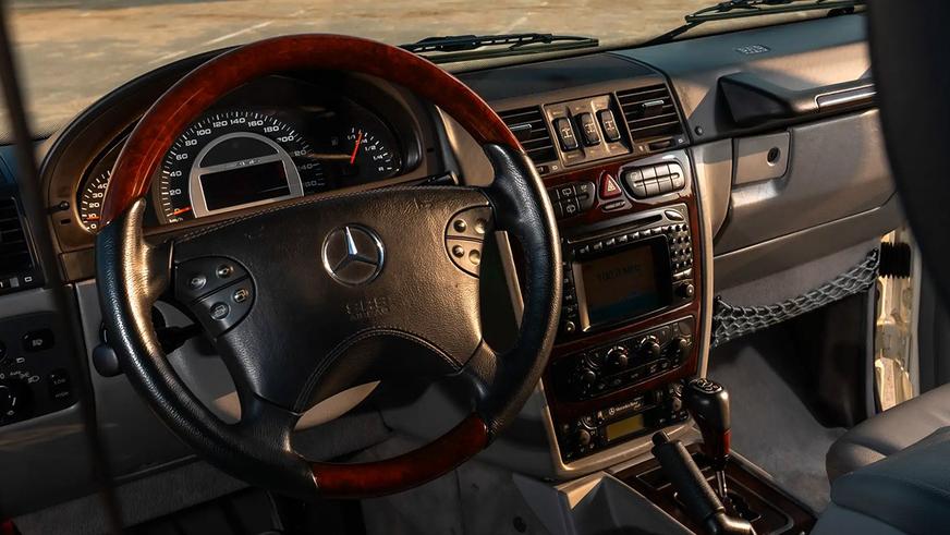 С молотка пустят редчайший G-Class – это G63 с V12