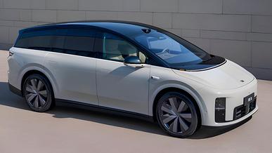 Назван запас хода нового кроссовера Li i8
