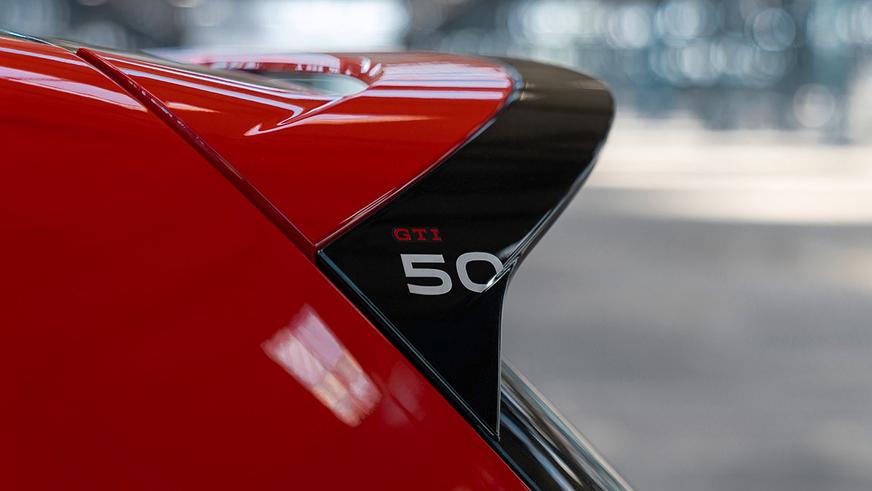 Представлен самый мощный Volkswagen Golf GTI в истории