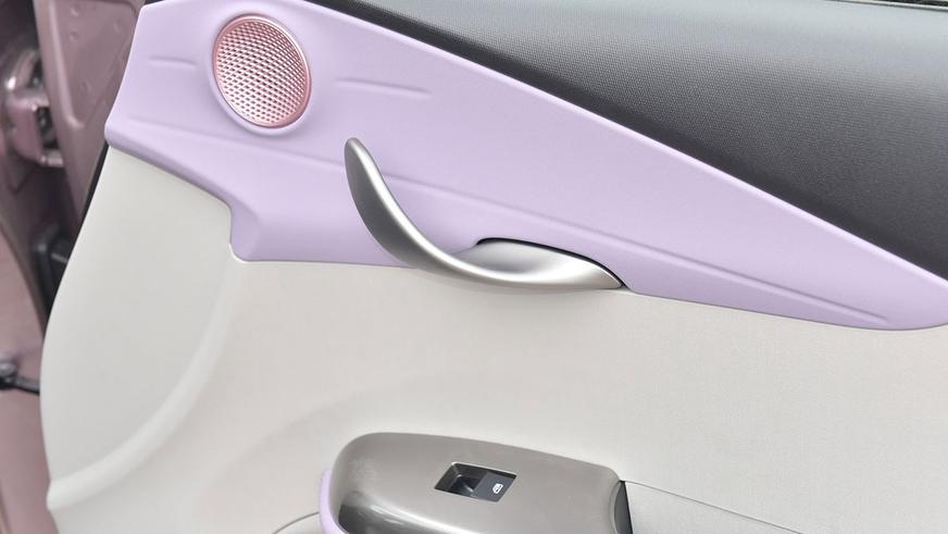 Электрокар BYD Dolphin обновился и подешевел