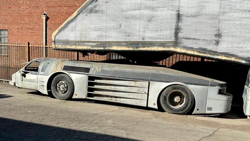 На продажу выставлен один из самых странных грузовиков в мире