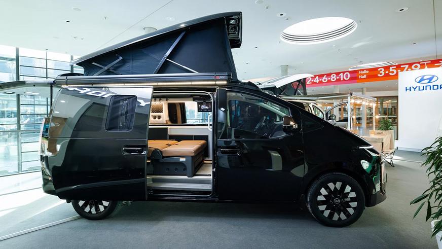 Электрическую Hyundai Staria приспособят для сна и отдыха