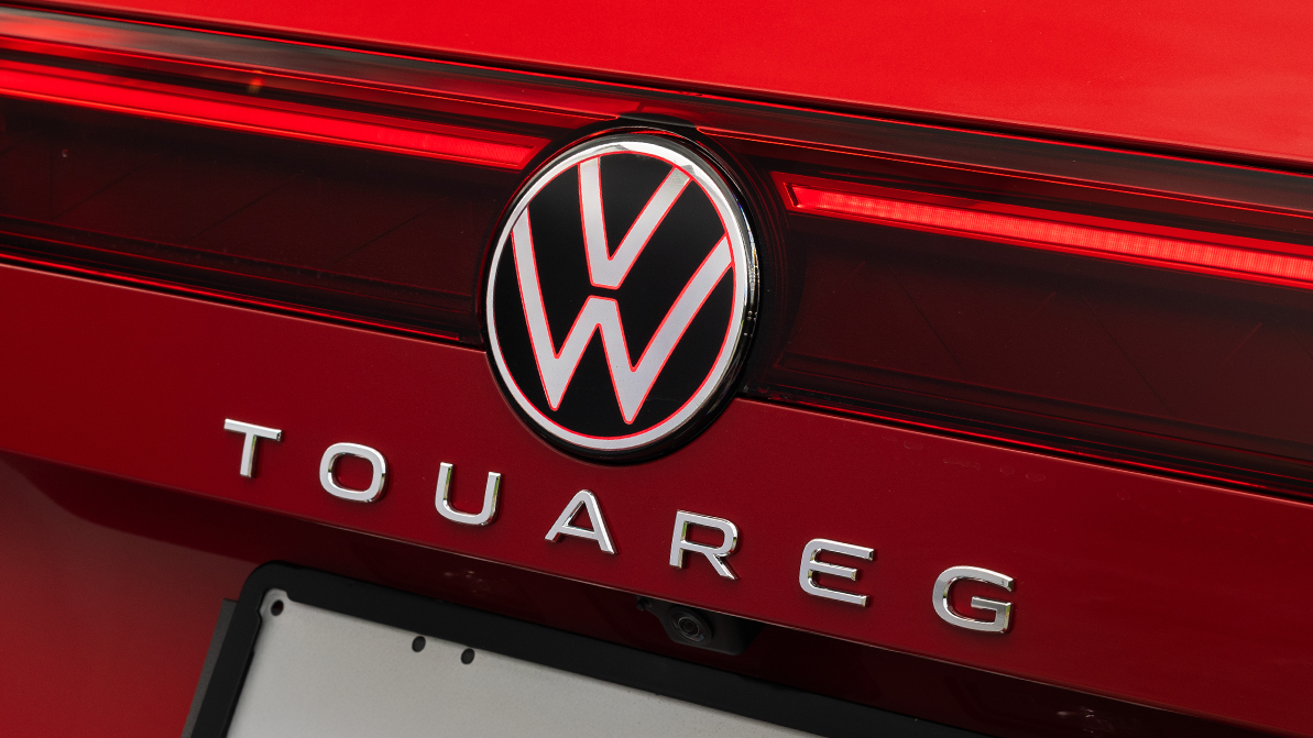 VW Touareg превратится в электромобиль