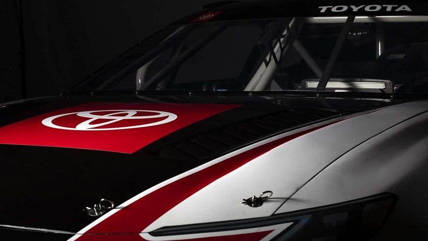 В США показали очень мощную Toyota Camry