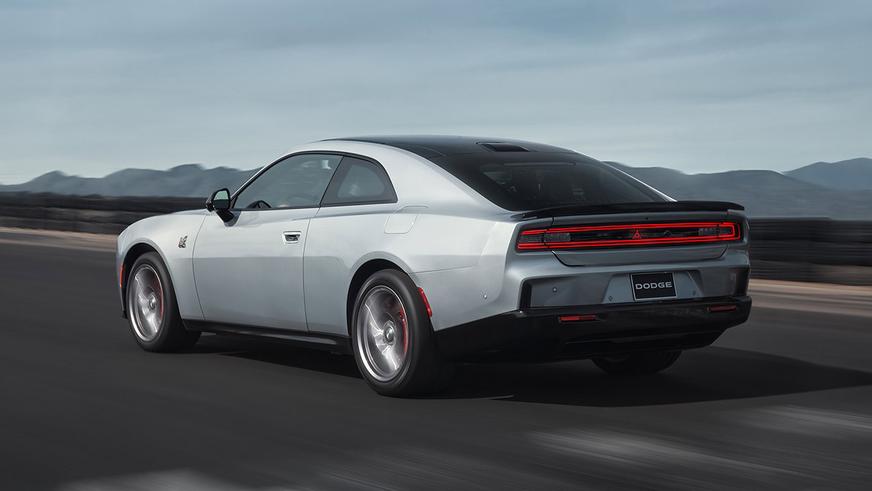 Dodge откажется от половины электрических Charger из-за слабых продаж