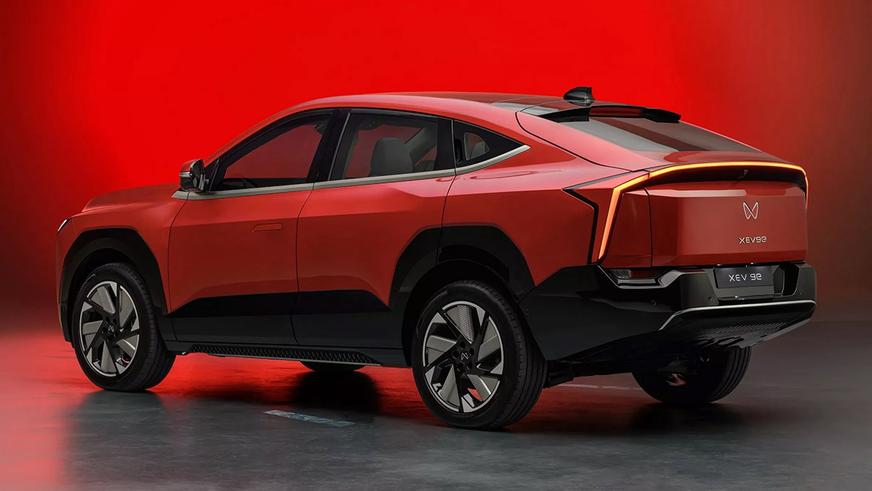 Mahindra показала два новых кроссовера на компонентах VW
