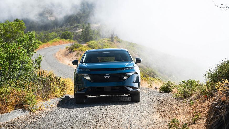 Nissan Murano получил новый дизайн, но лишился V6