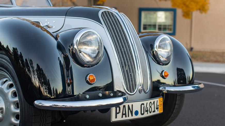 Довоенный BMW 327 выставили на торги в США