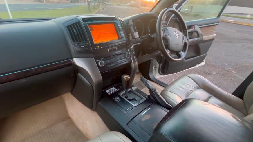Кто рискнёт купить Land Cruiser&nbsp;200 с&nbsp;пробегом 1&nbsp;млн&nbsp;км?