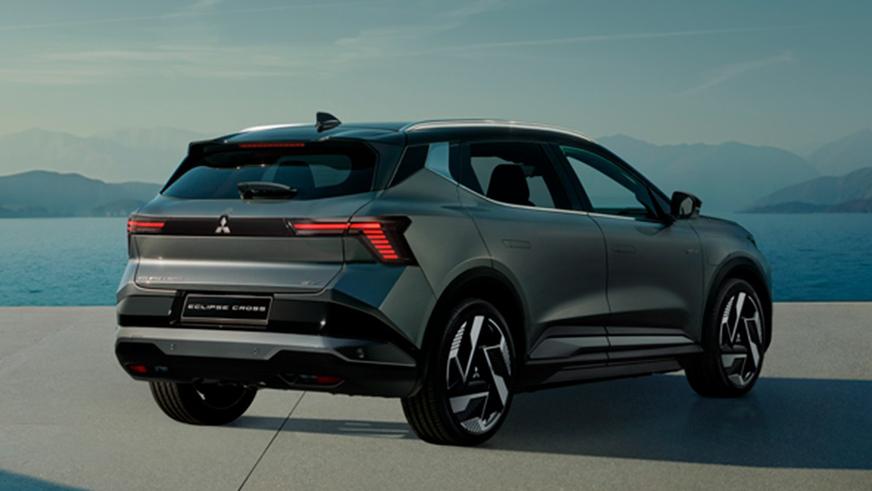 Mitsubishi Eclipse Cross стал электрокаром на платформе Renault