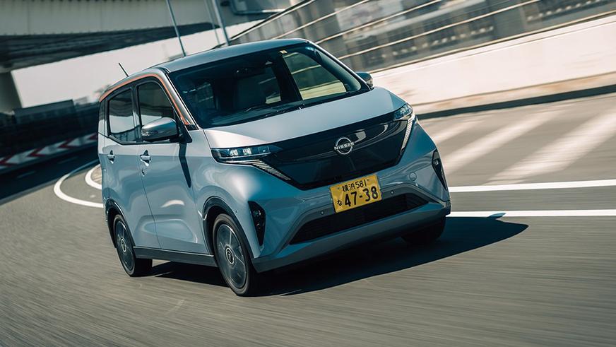 Автомобилями года в Японии стали крохотные электрокары-близнецы