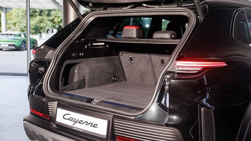 Электрический Porsche Cayenne добрался до Казахстана. Сколько стоит?