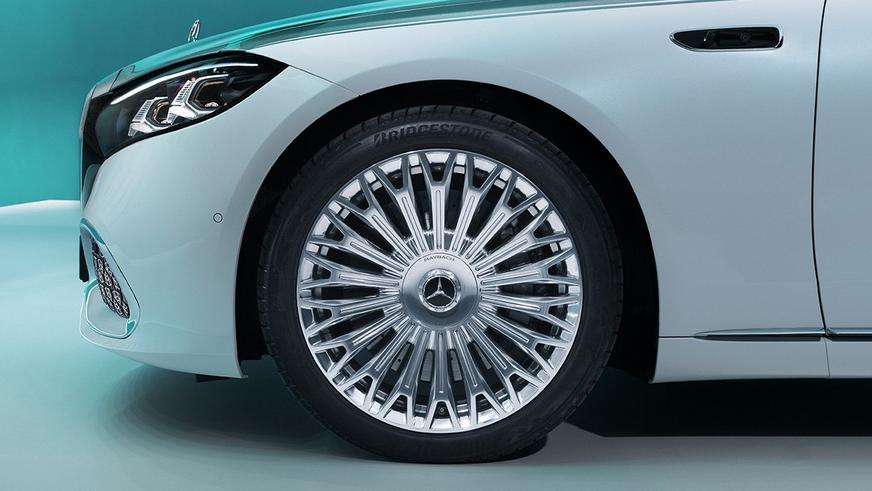Обновлённый S-Class – версия от Maybach