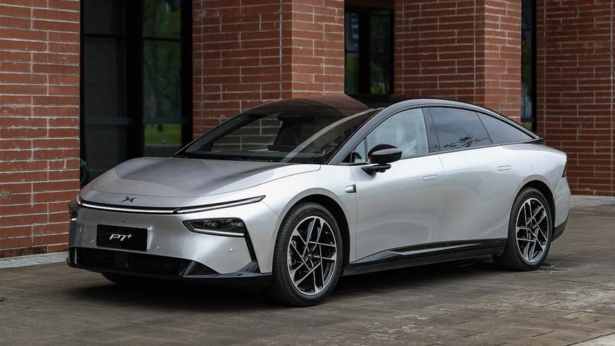 Xpeng запустил продажи флагманского электрокара P7+
