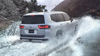 Toyota Land Cruiser 300 стал мощным гибридом