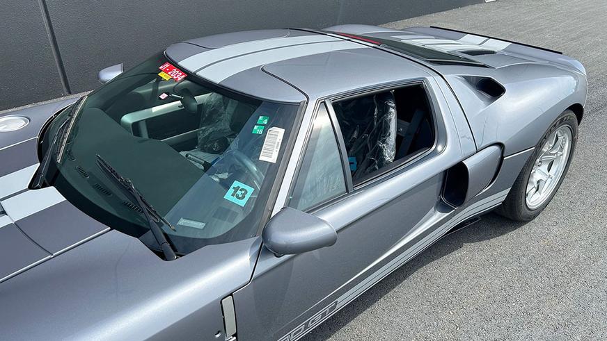 За старый Ford GT заплатили больше, чем стоят два новых Porsche 911 Turbo