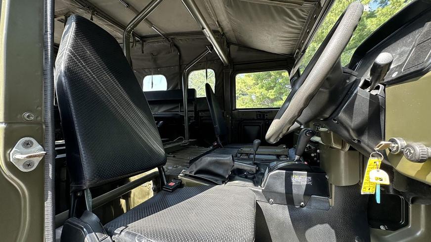 Военный Toyota Mega Cruiser пустят с молотка в США