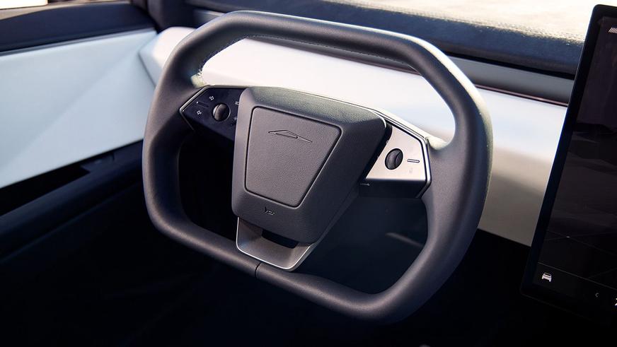 Tesla Cybertruck впечатлил журналистов Car and Driver