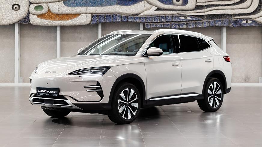 Какие новые электромобили из салонов продаются лучше в 2025-м?