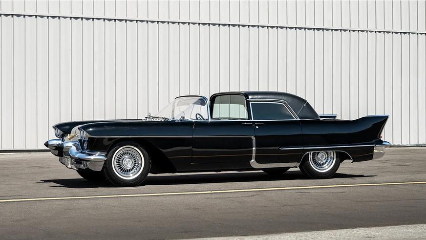 Экстравагантный Cadillac Eldorado продали за полмиллиона долларов