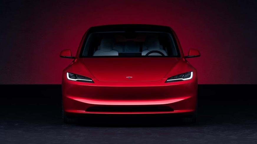 Tesla Model 3 пережила рестайлинг