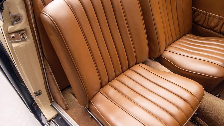 Редкий EMW 327 пустят с молотка в США