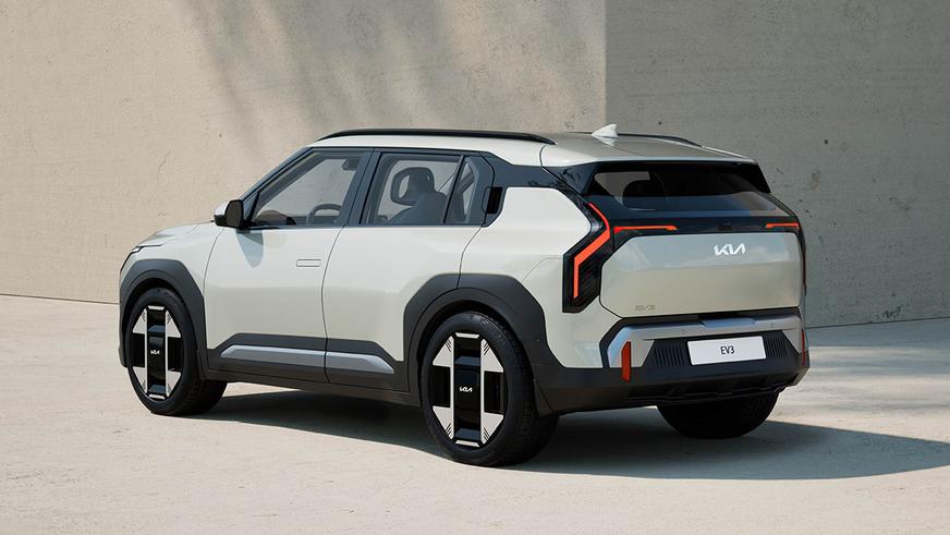Kia показала недорогой батарейный паркетник EV3
